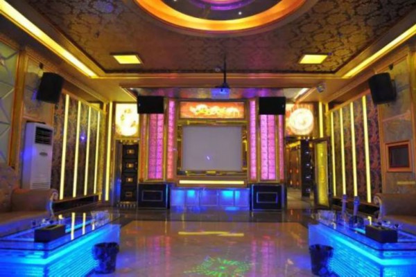 山城桑拿夜网论坛，养生交流乐无边